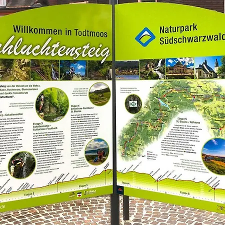 Mit Dem Roten Baum *