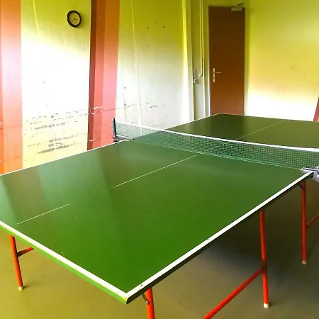 Mit Dem Roten Baum דירה טודמוס