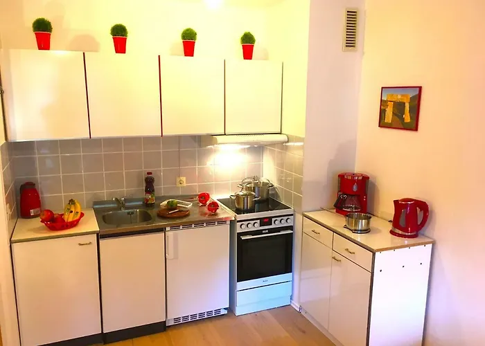 Mit Dem Roten Baum アパート *